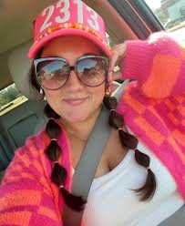 Happened to me in town, Mary's BnB is all dressed up