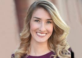 Danielle Mensing's Instagram, Twitter & Facebook