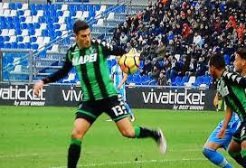 Vivi l'emozione della serie a calcio su gazzetta.it Moviola Var Rigore Alla Lazio Per Mani Di Peluso Ma Era Involontario