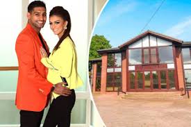 Amir Khan Takes 1 2million Mansion Off Market After Reuniting With Wife The Express Tribune