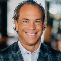 400+ "Thomas A." profiles