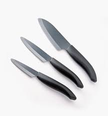 They work similarly to knives, but in a more convenient and safe way. Set Of 3 Kyocera Ceramic Knives Lee Valley Tools