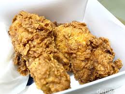 Hurm buat jelah, layankan je, plus esok pun dah nak balik uni semula, untuk memulakan semester baru. Kriuk Renyah Ayam Goreng Buttermilk Ala Amerika Ada Di Jakarta