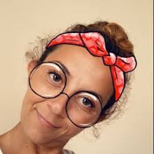 Laura Milani's Instagram, Twitter & Facebook