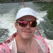 peyton james (@itspeytonjames) • Instagram photos and videos