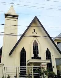 Gereja ini merupakan gereja terbesar pertama yang berada di kota surabaya dan dikenal dengan nama graha bethany nginden surabaya. 14 Gereja Etnis Batak Di Indonesia Rubrik Kristen