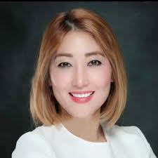 Erin Prestage's Instagram, Twitter & Facebook