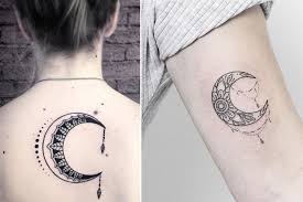 It's those three yellow stars that i think this moon tattoo is on a ribcage, but i'm not 100%. Moon Tattoo Get Your Feminine Side On