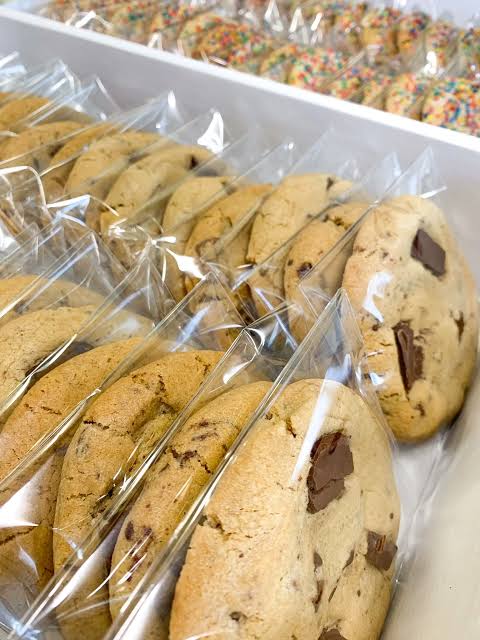 Choc Chunk Cookies - Brisbane Pick Up & Delivery