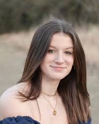 i'm just 16! 🤍 📸: @brookeangellphotography