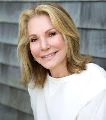 Vicki Moran's Instagram, Twitter & Facebook