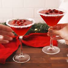 Santa Clausmopolitans Video Recipe Video Christmas Drinks Alcohol Recipes Drinks Alcohol Recipes