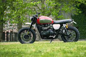 Quality Time Customizing A Scrambler For Father And Son Triumph Scrambler Scrambler Quality Time
