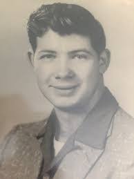 Ruth Morelock's Instagram, Twitter & Facebook