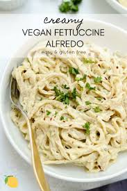 Vegan Alfredo Sauce With Fettuccine Eat With Clarity Recipe Vegan Fettuccine Alfredo Vegan Alfredo Sauce Recipes