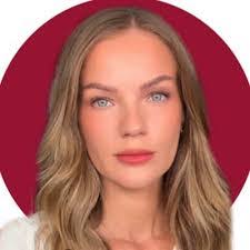 Kim Solberg's Instagram, Twitter & Facebook