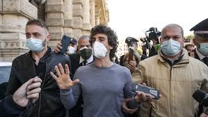 E sulle recenti parole di pentimento pronunciate sui social e tramite lettere proprio ai giudici di cassazione da parte. Fb3shfrn4u67im