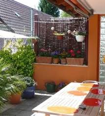 Den Balkon Nach Innen Gestalten Wie Ist Das Gemeint Balkongarten Balkon Gestalten