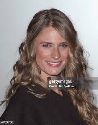 1,461 Julie Fox Photos & High Res Pictures