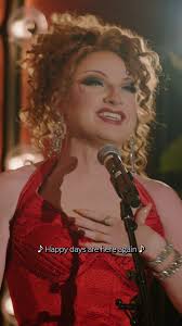 Dinner and a show?! Plasma NYC ( ̶T̶w̶i̶n̶k̶x̶ ̶M̶o̶n̶s̶o̶o̶n̶) surprised  Jinkx Monsoon with a performance of "Happy Days Are Here Again"