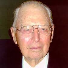 Earl Bass Obituary (1915