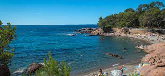 Spring colors @albertine.saintraphael #visitcotedazur #weekend #havingabreak #shopping #makeyourselfhappy #livehappy. He Beach Of Boulouris Is Located In A Bend Of The Corniche Esterel Cote D Azur