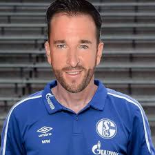Darum sollte es steffen baumgart werden. Michael Wendler Wird Trainer Des Fc Duisburger Nachrichten Facebook