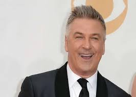 Ini Profil Alec Baldwin, Aktor Hollywood yang Tembak 2 Kru Film