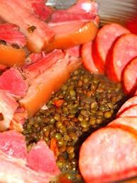 Petit Sale Aux Lentilles Vertes Du Puy Les Delices De Marina Plat A Base De Viande Petit Sale Lentilles Lentilles Vertes