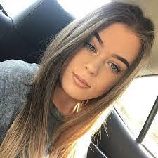 Ashley Jayne's Instagram, Twitter & Facebook