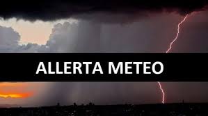 Lo ha stabilito la protezione civile della regione campania prorogando l'avviso precedentemente emesso per la … Allerta Meteo Nel Casertano Vento E Pioggia Con Possibili Grandinate E Fulmini