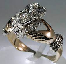 Irish Claddaugh Wedding Ring Irish Jewelry Beautiful Jewelry Unique Engagement Rings
