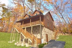 Gatlinburg cabin rentals, pigeon forge cabins and large group cabins near the smoky mountains. Big Bear Falls A Gatlinburg Cabin Rental
