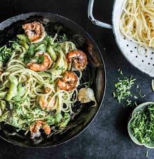 Knoblauch Garnelen Mit Spargel Und Spaghetti Foodboom Rezept Knoblauch Garnelen Spargel Spargel Sauce