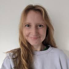 Lucy Chamberlain (@Lucybookpr)