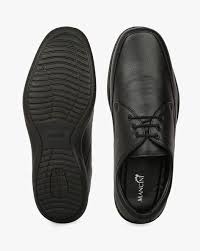 L'azienda mancini, presente sul mercato da oltre 50 anni, si è sempre distinta per serietà e competenza. Buy Black Formal Shoes For Men By Mancini Online Ajio Com
