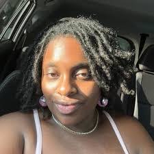 Amber Donovan's Instagram, Twitter & Facebook