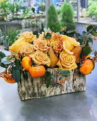 Here is what i came up with: 42 Amazing Flower Decorations For A Thanksgiving Table Digsdigs