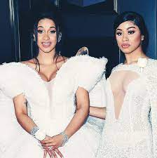 Most diehard cardi b fans know that about the rapper's younger sister, hennessy carolina. Cardi B S Sister May Have Revealed The Sex Of Her Baby