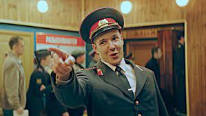 Его девушка считает, что это врачебная ошибка. Policejskij S Rublevki Poluchil Prikvel O Milicionere Gazeta Ru Novosti