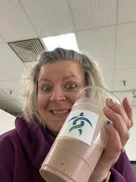 Lori Neubauer's Instagram, Twitter & Facebook