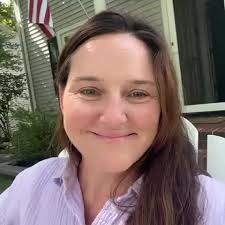 Nuevos electives en Laurel Springs: Arte y Negocios