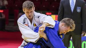 In 2017 kroonde matthias zich tot wereldkampioen bij de junioren. 2lin7wevn4ssrm