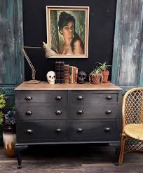 Smokey Blend Of Annie Sloan Graphite French Linen And Chicago Grey Anniesloan Annie Sloan Graphite Painting Cabinets Hand Painted Furniture