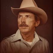 Max Paschall's Instagram, Twitter & Facebook