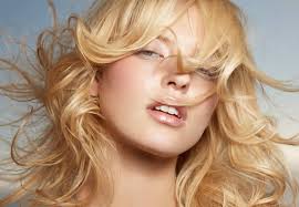 Les produits naturels peuvent vous aider à avoir une peau bien nettoyée même quand on applique beaucoup de. Obtenir Des Reflets Sans Son Coiffeur C Est Possible