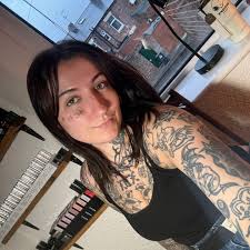 AAAAAAA secret is out 👀 I couldn't help myself I have told a couple of  people but I didn't want to jinx it or put in a date I wouldn't be in