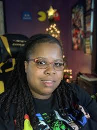 Brandi Redd's Instagram, Twitter & Facebook