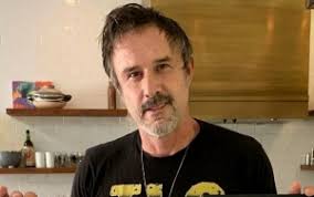 David Arquette Latest News, Bio, Profile, Album, Movie and Photo.