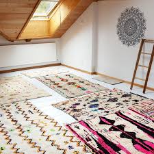 Ein teppich ist ein textiles flächengebilde von begrenzter abmessung, das geknüpft, gewebt, gewirkt oder getuftet sein kann und meist gemustert ist. Azilal Teppiche Marokkanischer Teppich Marokkanische Teppiche Teppich